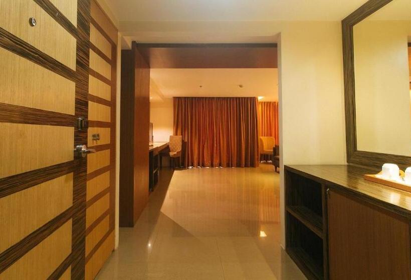 اتاق لوکس با تخت بزرگ, Torre Venezia Suites