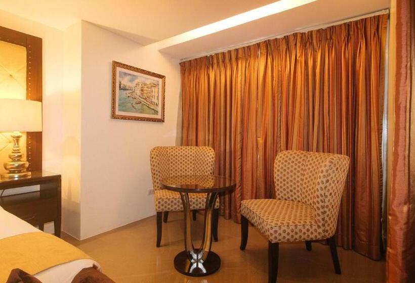 اتاق سوپریور, Torre Venezia Suites