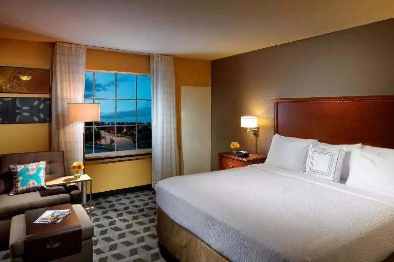 キングサイドベッドのスタンダードワンルーム, Towneplace Suites Houston Intercontinental Airport