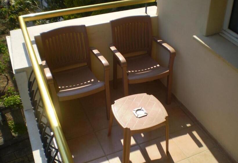 Апартаменты 1 Спальня с Балконом, Blue Yacht Marina Apart