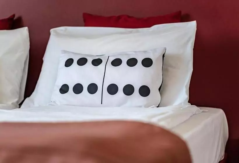 اتاق استاندارد سه نفره, Domino Suite Hotel & Residence