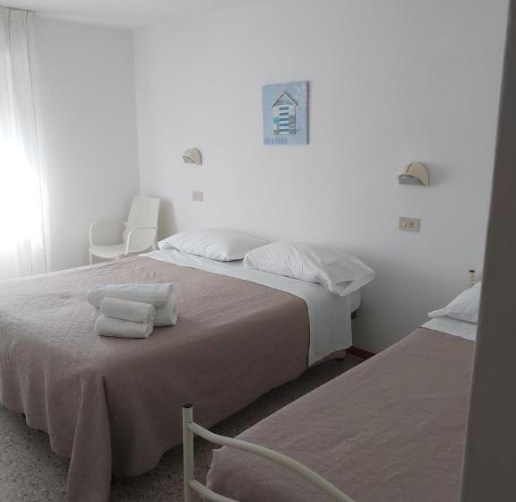 Трехместный Номер Комфорт, 21 Riccione