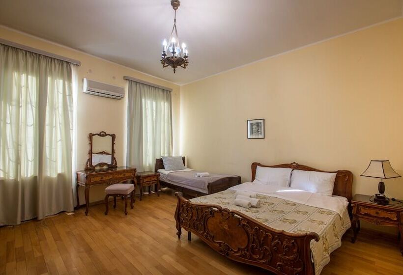 اتاق استاندارد سه نفره, Hotel 38