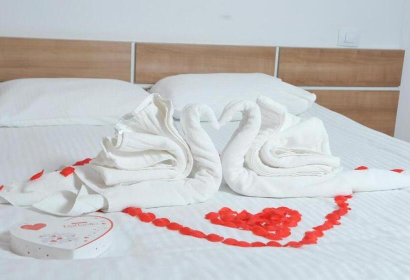 Апартаменты 1 Спальня, Ave Lux