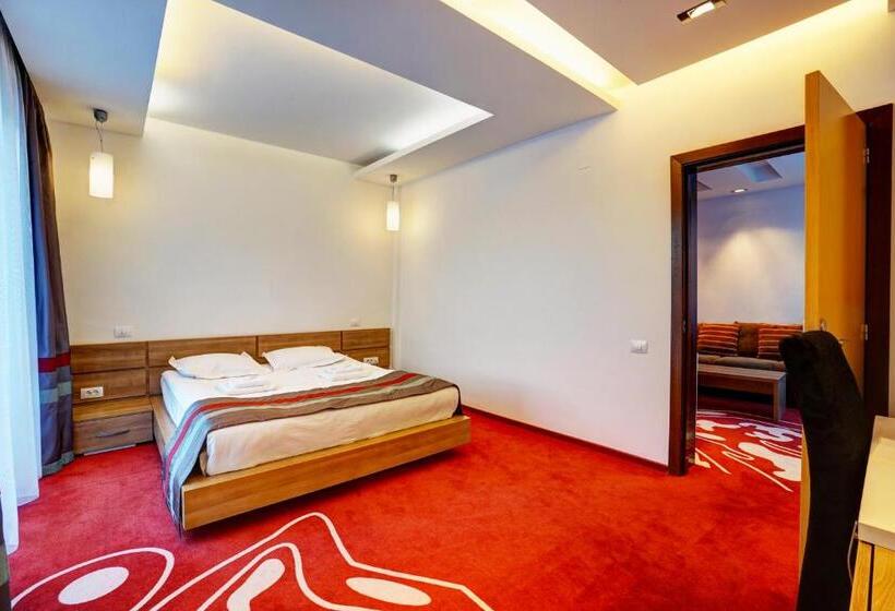 Апартаменты 1 Спальня, Ave Lux