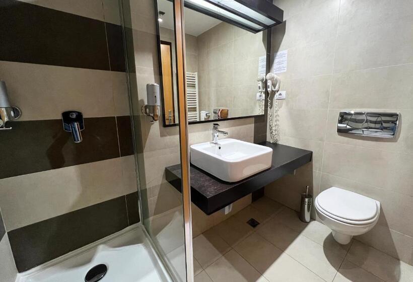 Стандартный Номер Кровать Кинг, Ave Lux