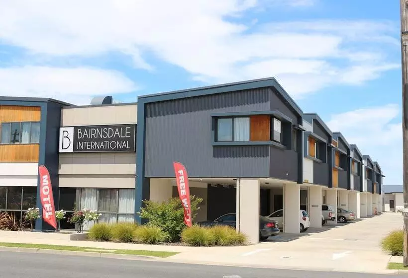 ２ベッドルームハウス, Bairnsdale International