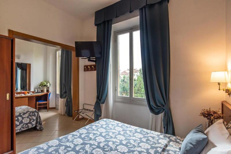 اتاق استاندارد سه نفره, Bonifacio