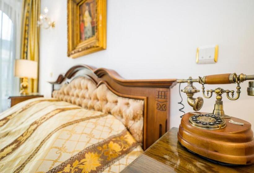 سوییت لوکس, Carpati Imparatul Romanilor