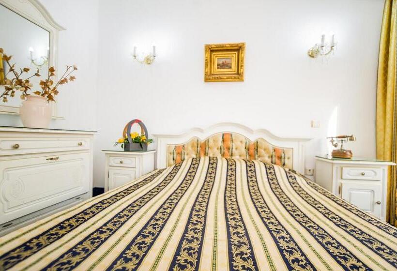 سوییت سوپریور, Carpati Imparatul Romanilor