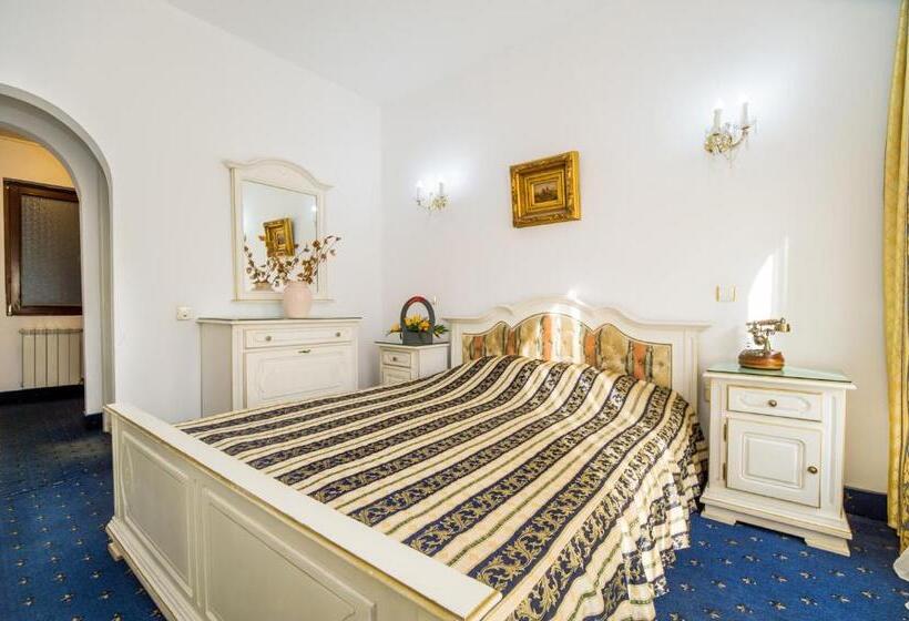 سوییت سوپریور, Carpati Imparatul Romanilor