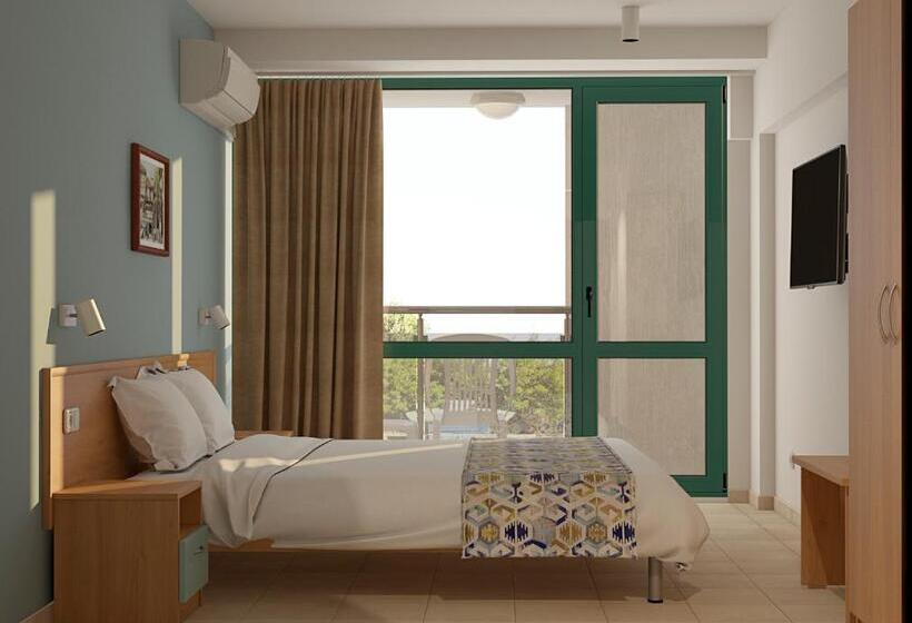 اتاق استاندارد با چشم‌انداز دریا, Sirena