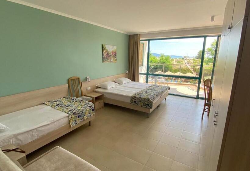 Triple Room Sea View, Sirena