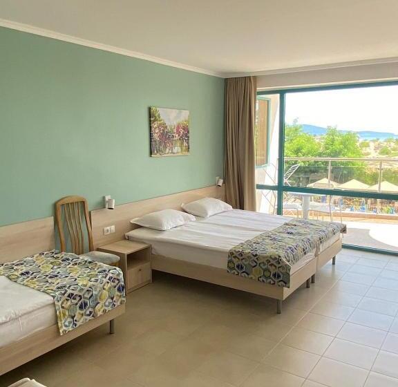 Triple Room Sea View, Sirena