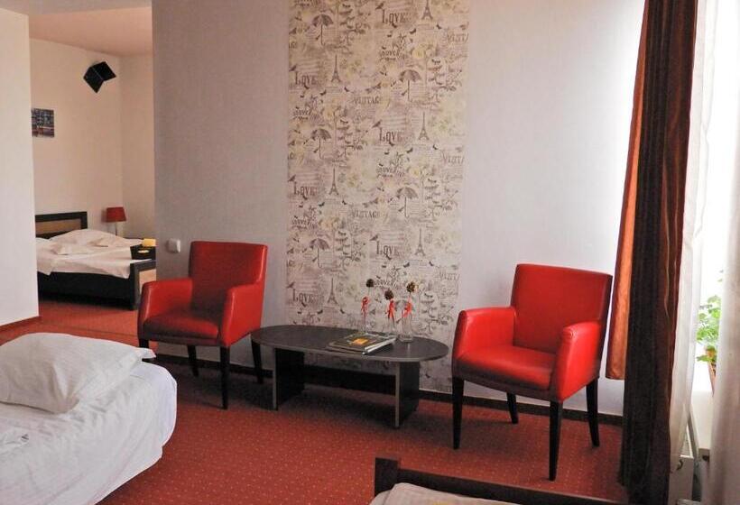 Apartamento 1 Dormitório, Pensiunea Caramell