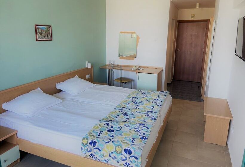 اتاق استاندارد با چشم‌انداز دریا, Sirena