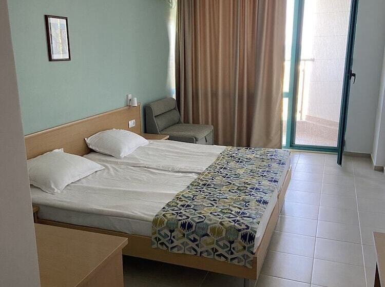 اتاق استاندارد با چشم‌انداز دریا, Sirena