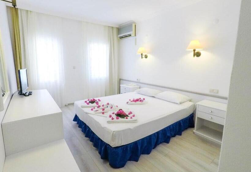 이코노미 룸, The Hello