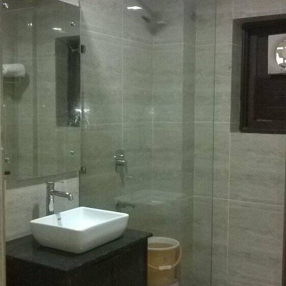 اتاق لوکس, Ashish Palace