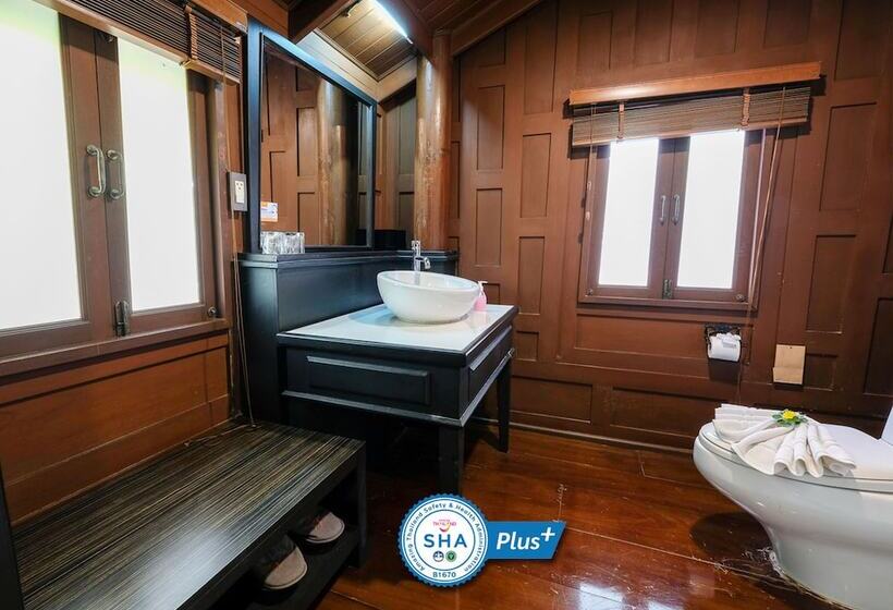 Номер Deluxe, Baan Amphawa Resort & Spa