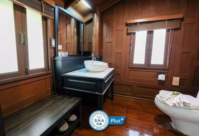 デラックスルーム, Baan Amphawa Resort & Spa