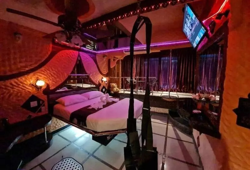 デラックスルーム, Baywalk Residence Pattaya