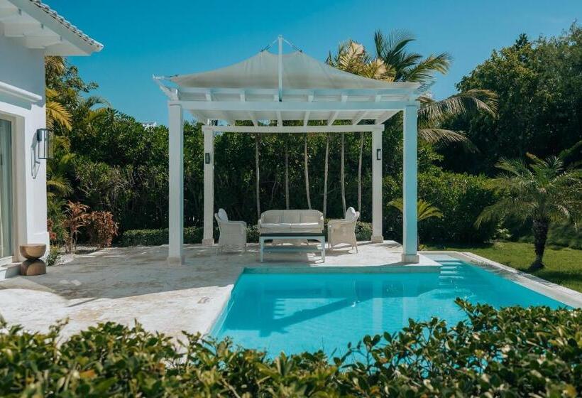 Полулюкс Повышенной Комфортности, Eden Roc Cap Cana