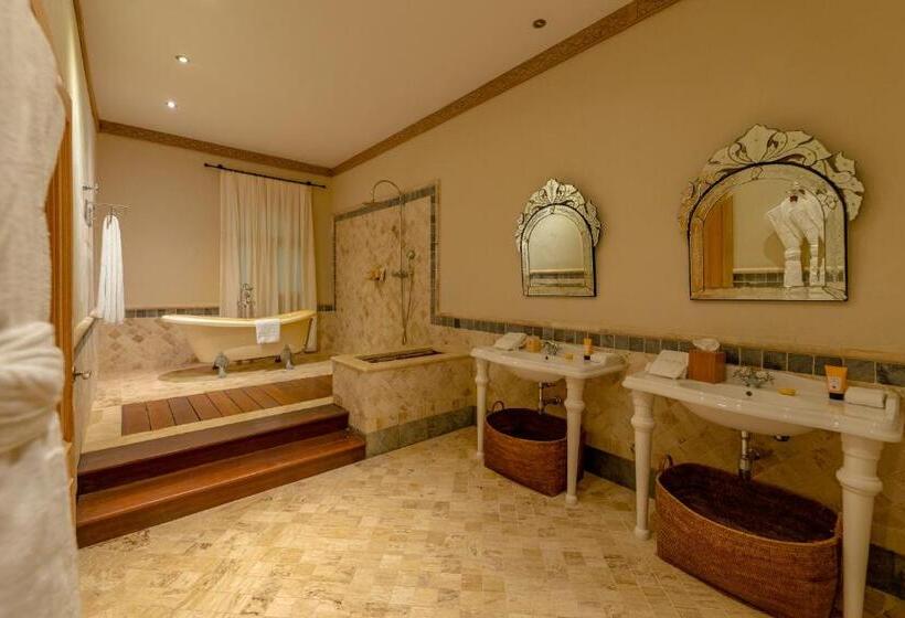 ویلای 1 خوابه, Eden Roc Cap Cana