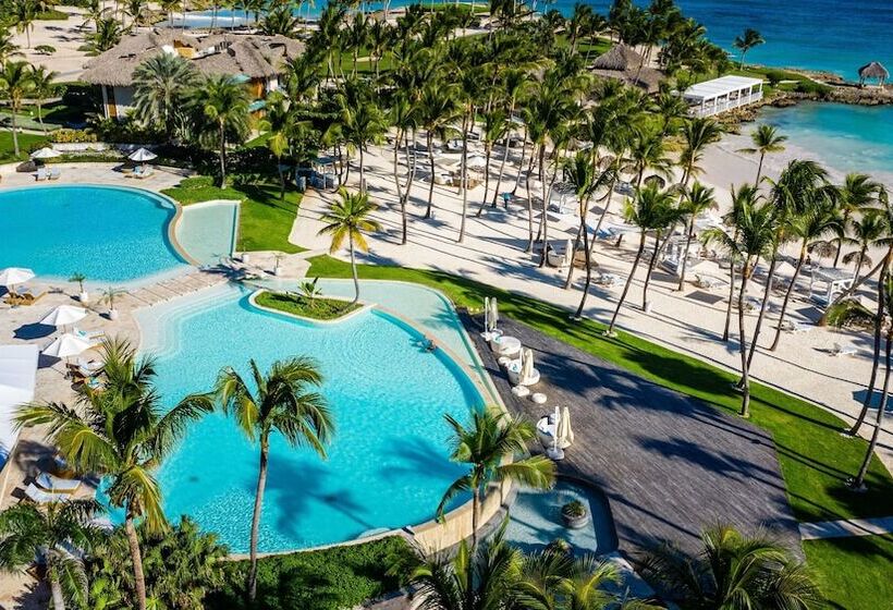 2 Bedrooms Suite Sea View, Eden Roc Cap Cana