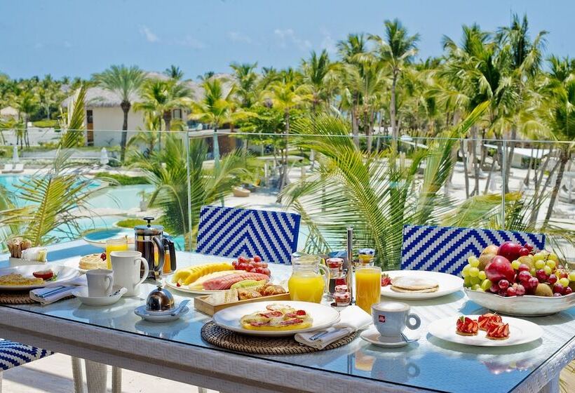 2 Bedrooms Suite Sea View, Eden Roc Cap Cana