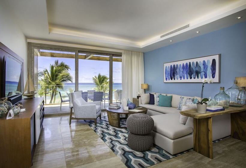 2 Bedrooms Suite Sea View, Eden Roc Cap Cana