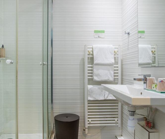 اتاق استاندارد, Prince Albert Montmartre