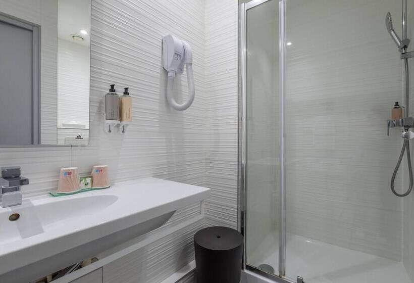 اتاق استاندارد, Prince Albert Montmartre