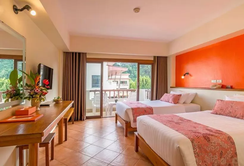 اتاق سوپریور, Srisuksant Resort