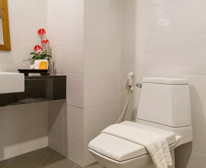 اتاق لوکس, Srisuksant Resort