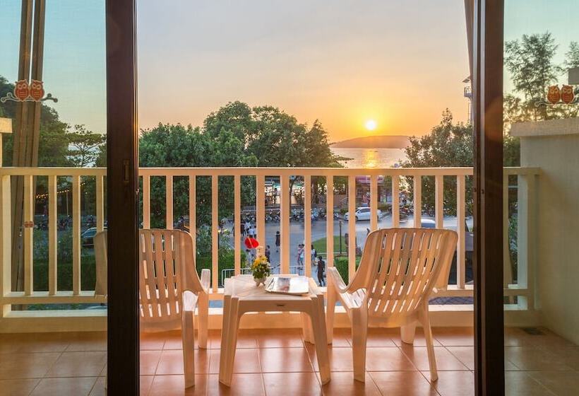 디럭스 룸 바다 전망, Srisuksant Resort