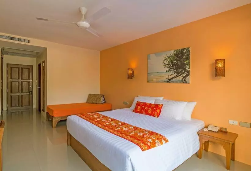 اتاق سوپریور, Srisuksant Resort