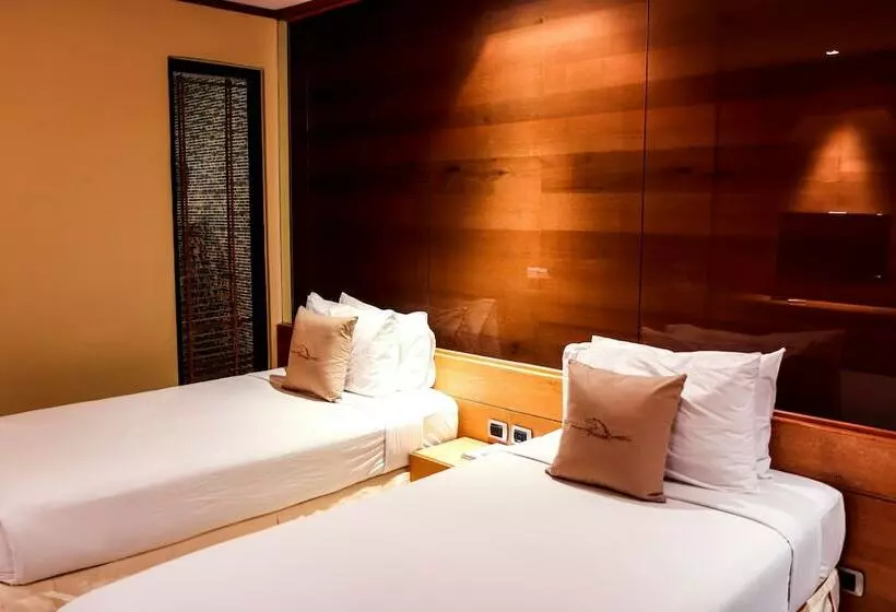 اتاق لوکس با چشم‌انداز دریاچه, The Bonanza Resort Khaoyai