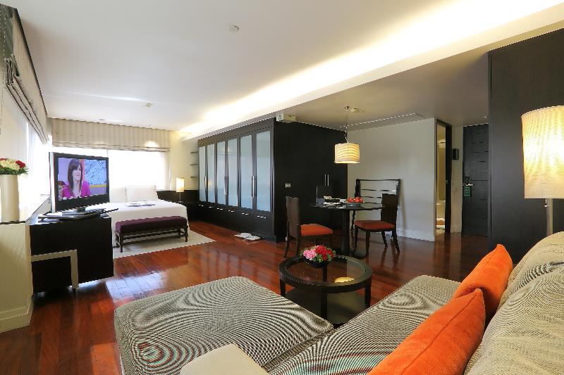 سوییت, The Quarter Saladaeng By Uhg