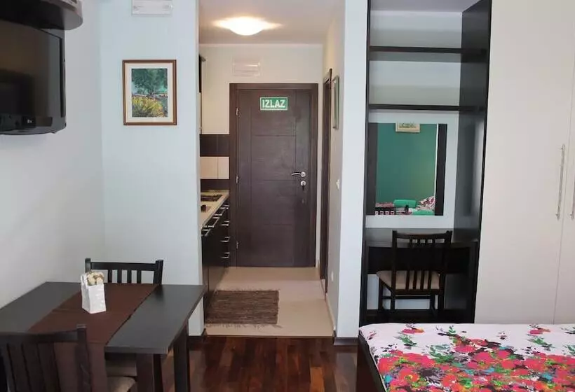 استودیو ساده, Apartments Logos