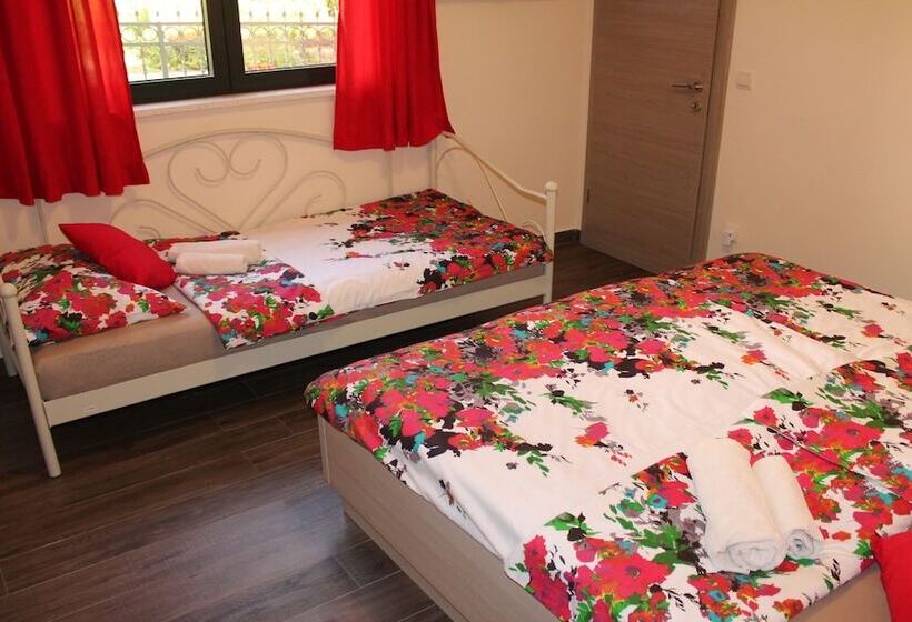 Апартаменты Superior 1 Спальня, Apartments Logos