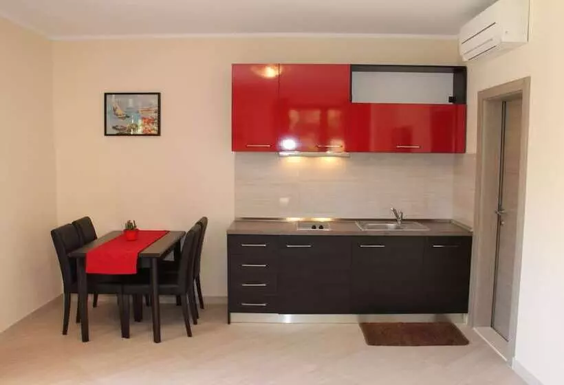 آپارتمان سوپریور 1 خوابه, Apartments Logos
