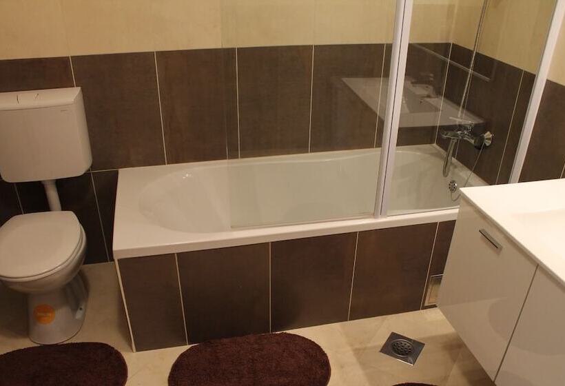 Апартаменты Comfort 2 Спальни, Apartments Logos