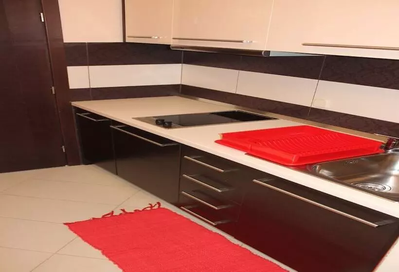 استودیوی پریمیوم, Apartments Logos
