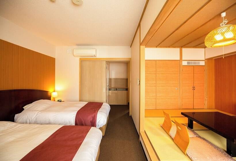 اتاق استاندارد با چشمانداز دریاچه, Fuji Lake