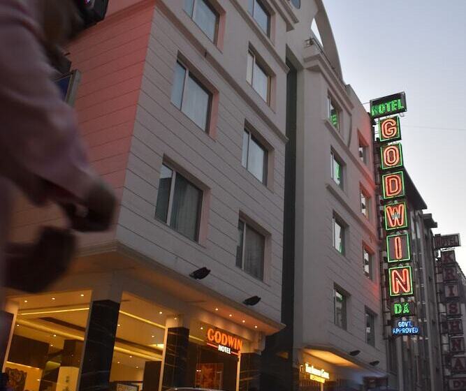 スタンダードスタジオ, Godwin Deluxe  Near New Delhi Railway Station   Paharganj