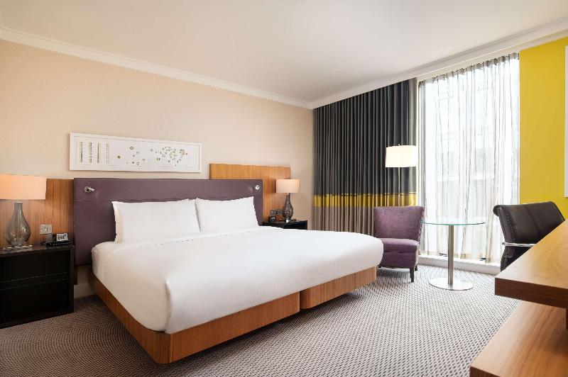 Номер Deluxe Кровать Кинг, Hilton London Wembley