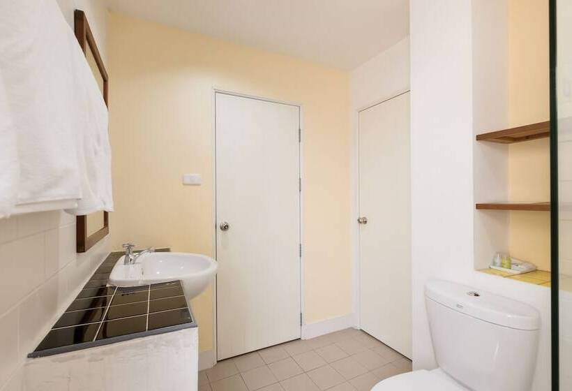 جناح عائلي, Jl Bangkok