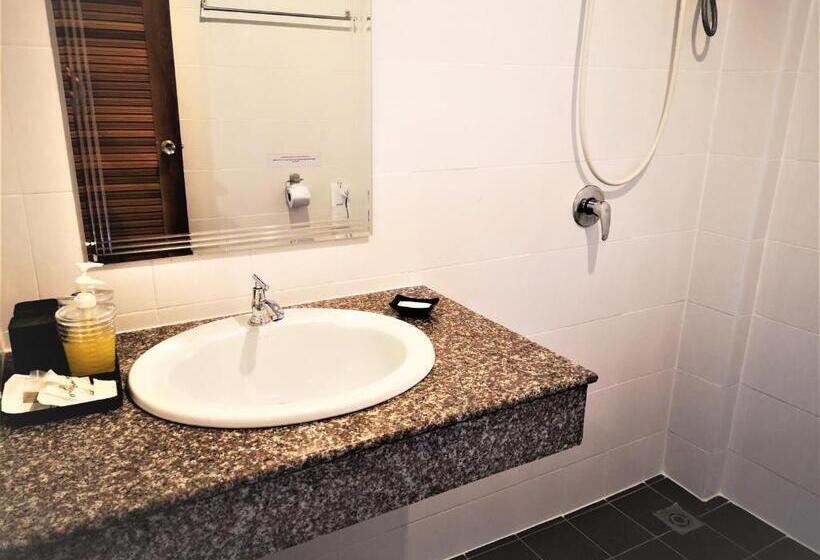 Quarto standart com varanda, Seven Seas