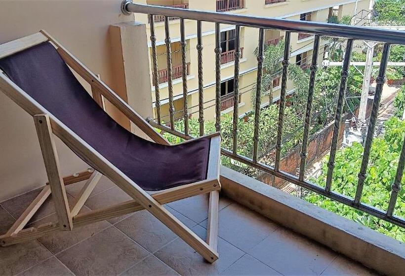 Quarto Deluxe Vista Piscina, Seven Seas